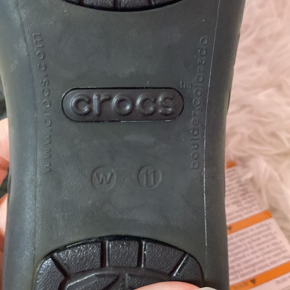 Crocs flats - Picture 2 of 3